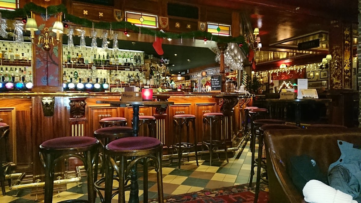 The Horse & Hound