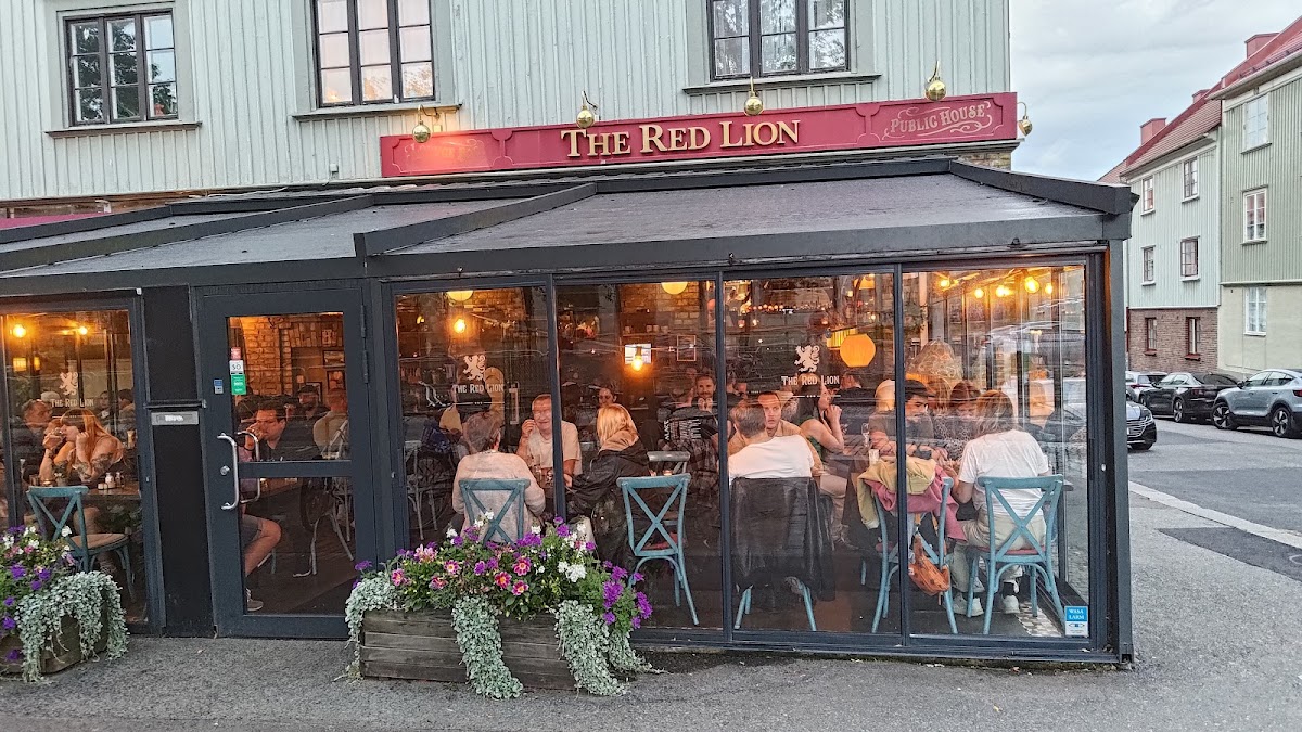 The Red Lion