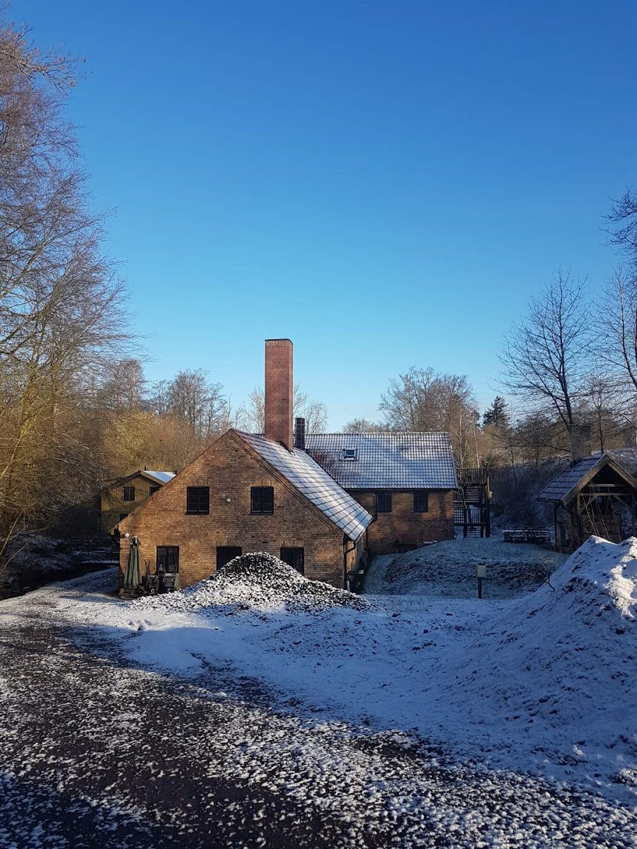 Wallåkra Stenkärlsfabrik AB