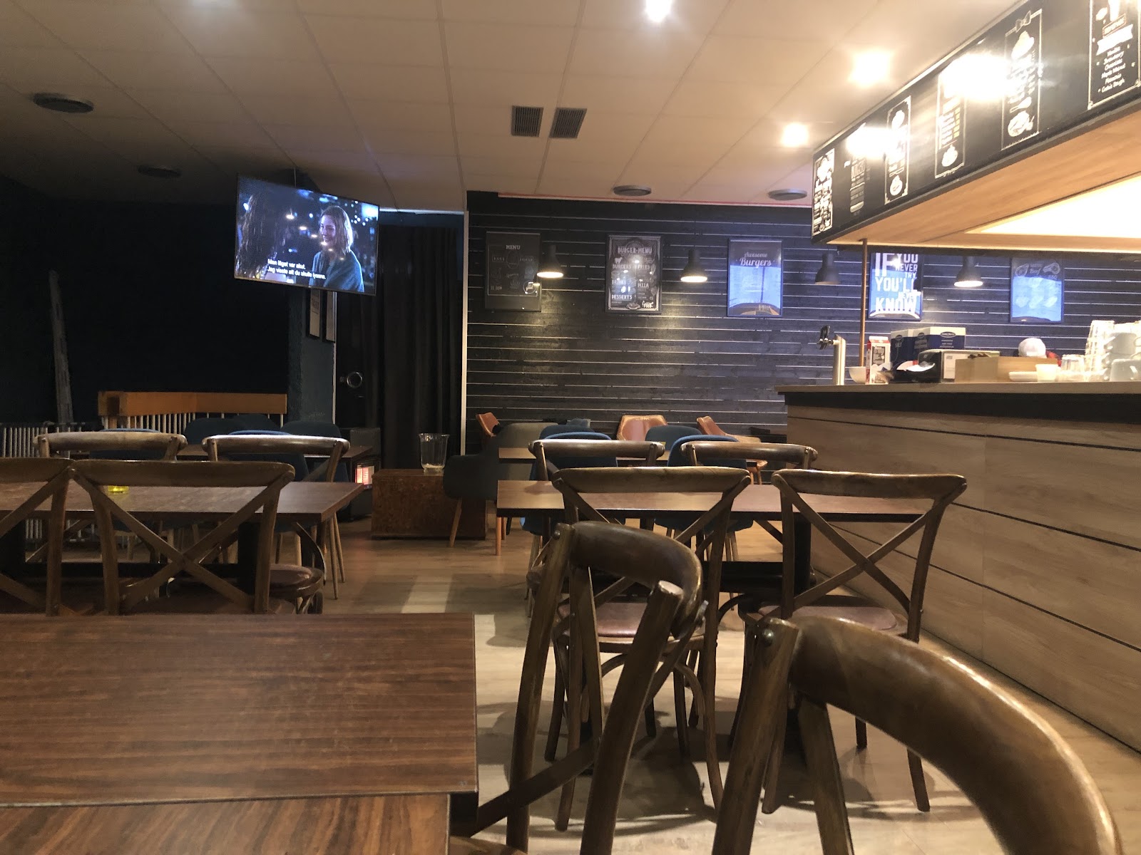 Jämjö Pizzahus Cafe & A la carte