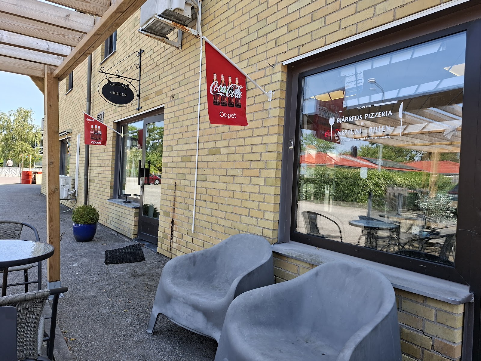 Bjärreds Pizzeria & Neptuni Grillen