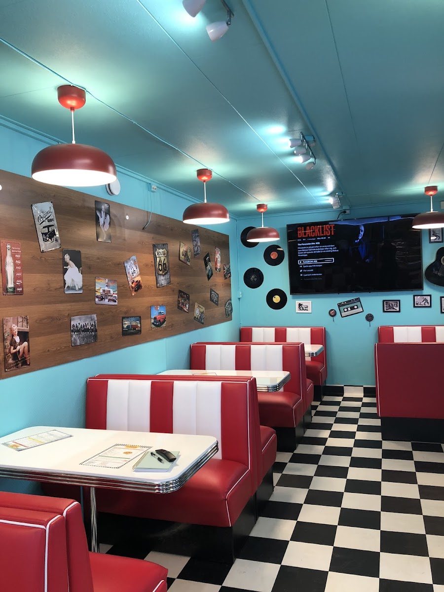 Retro Diner