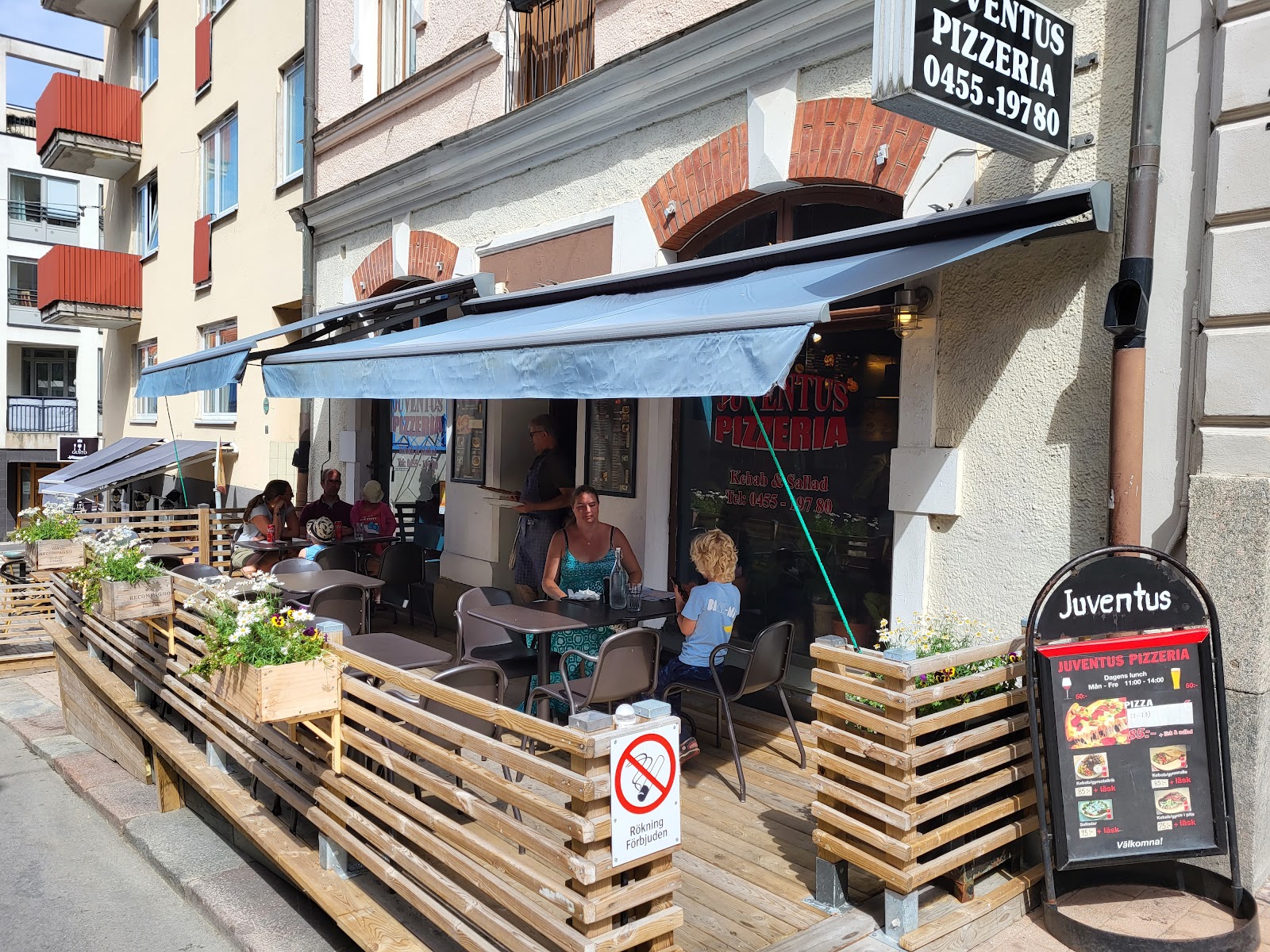Juventus Pizzeria - Kebab & Sallad