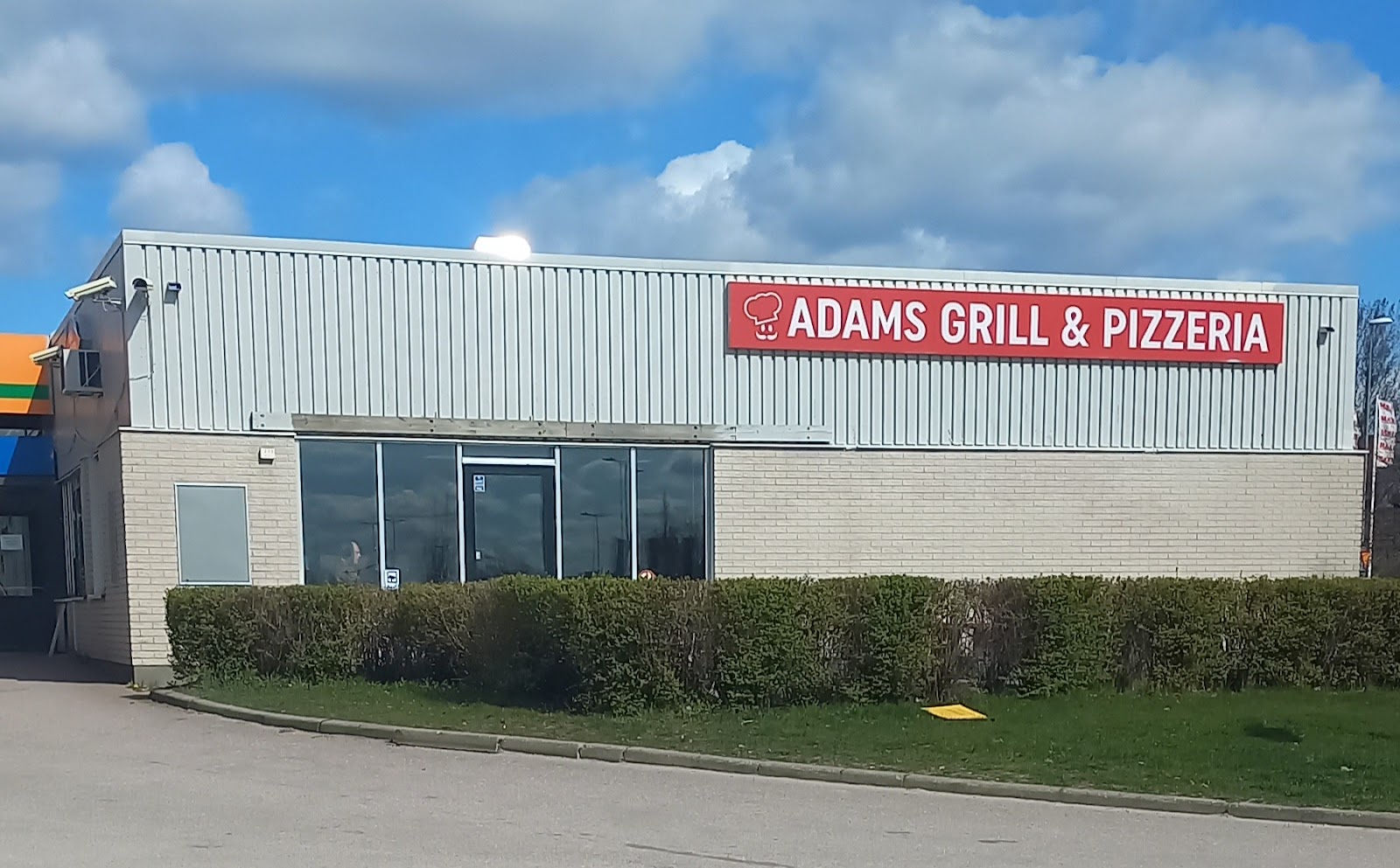 Adams Grill & Pizzeria
