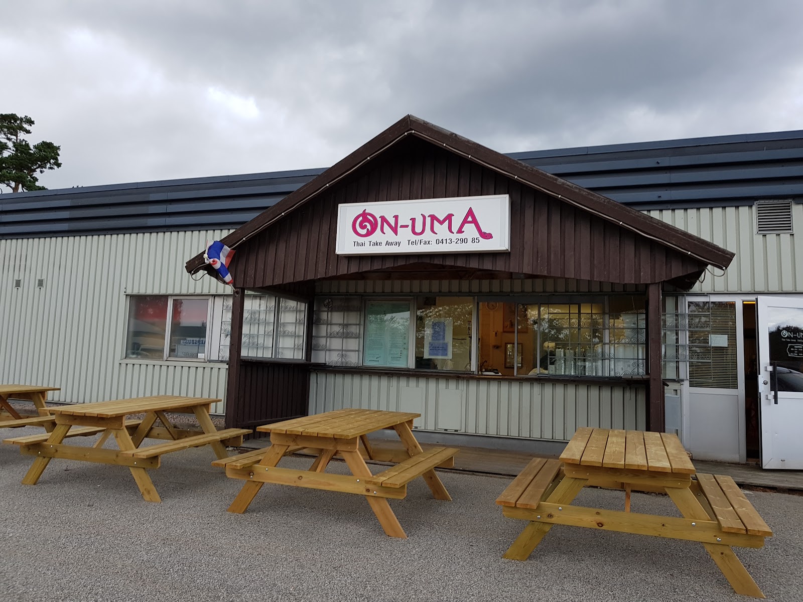 On-Uma Thai Mat