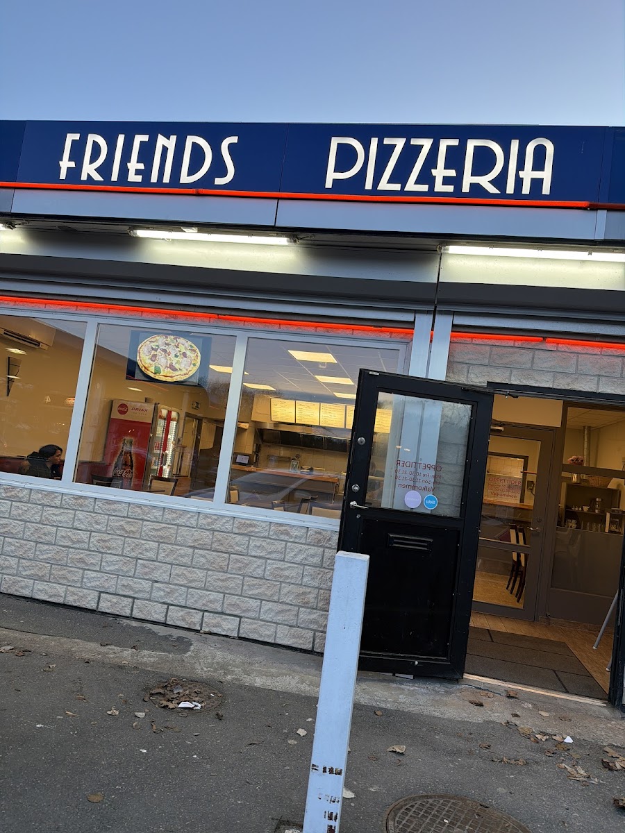 Friends Pizzeria