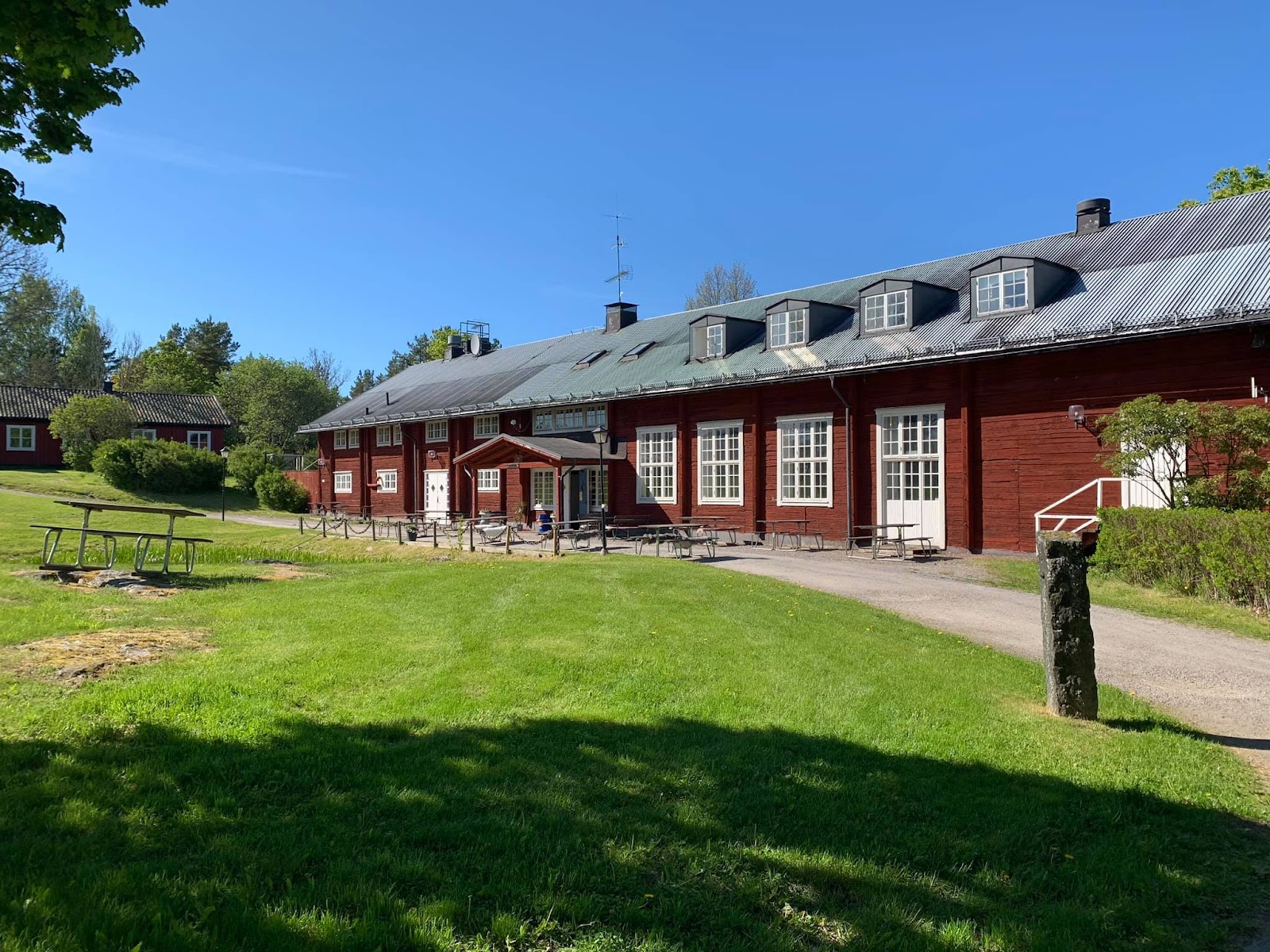 Bergby Gård & Logi