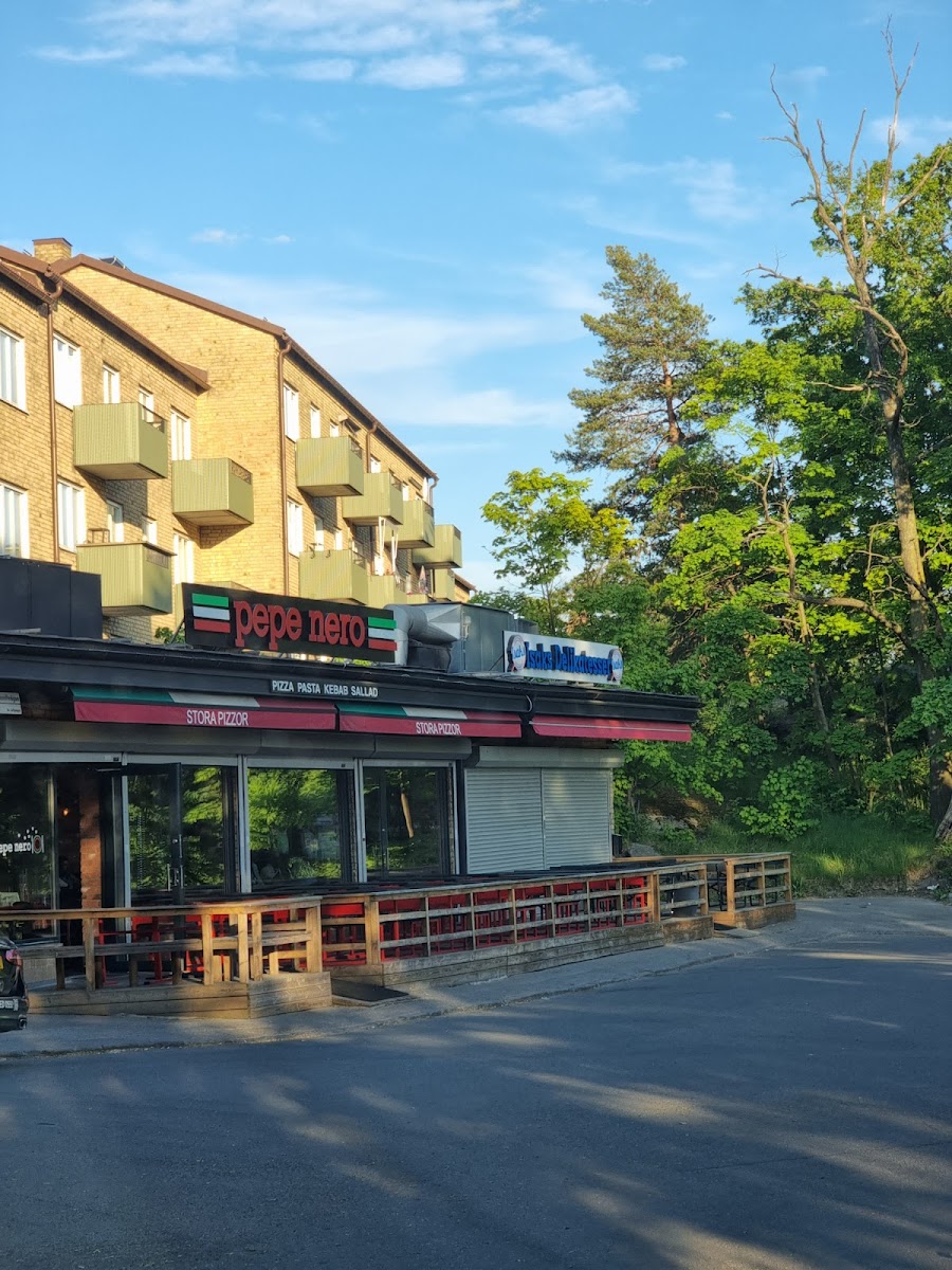 Pepe Nero restaurang och pizzeria