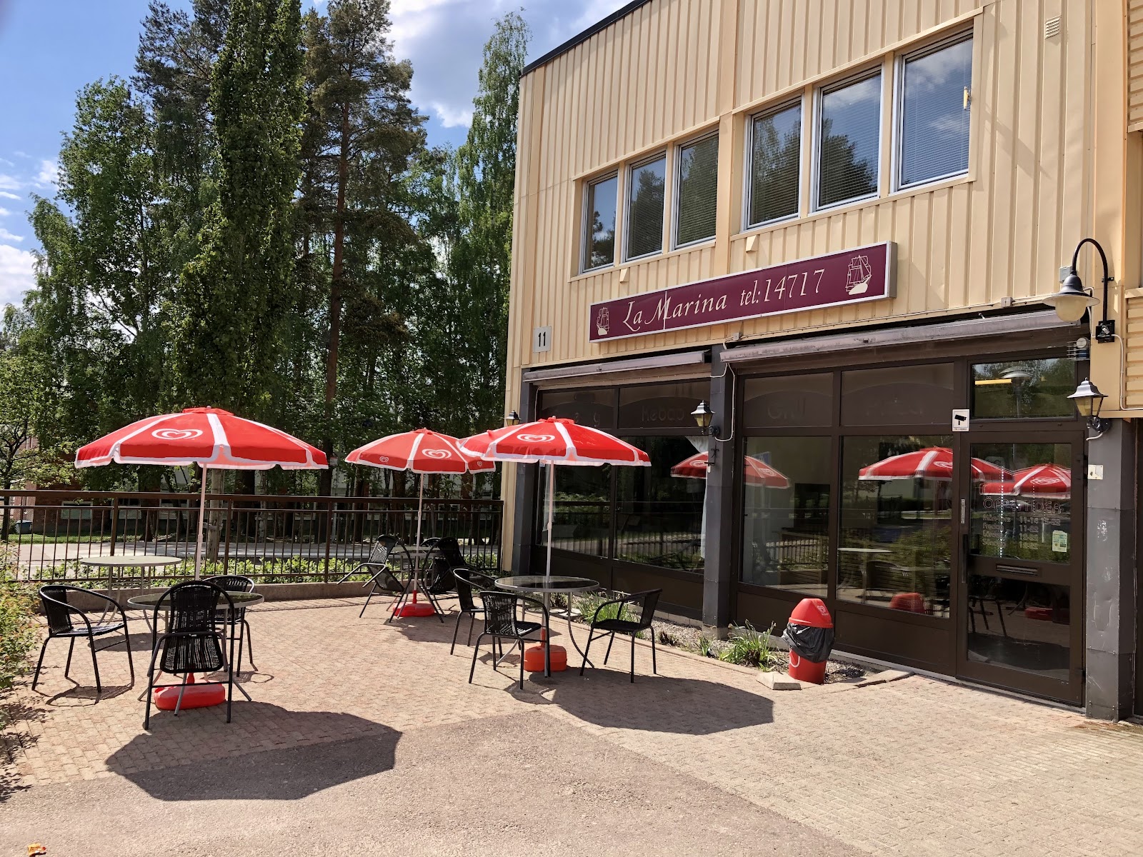 La Marina Pizzeria Restaurang