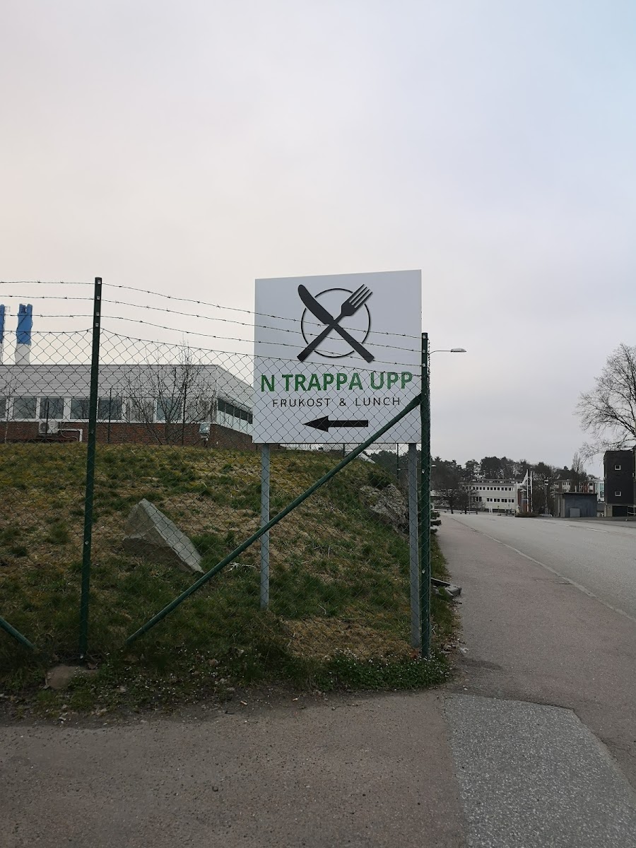 N trappa upp frukost & lunch