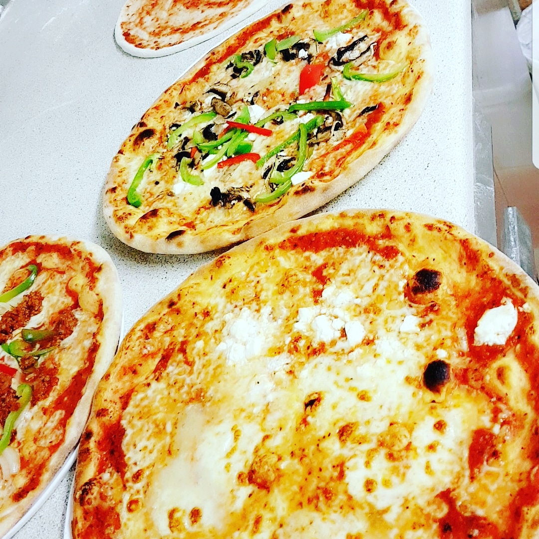 Mamma Mia Pizzeria Restaurang