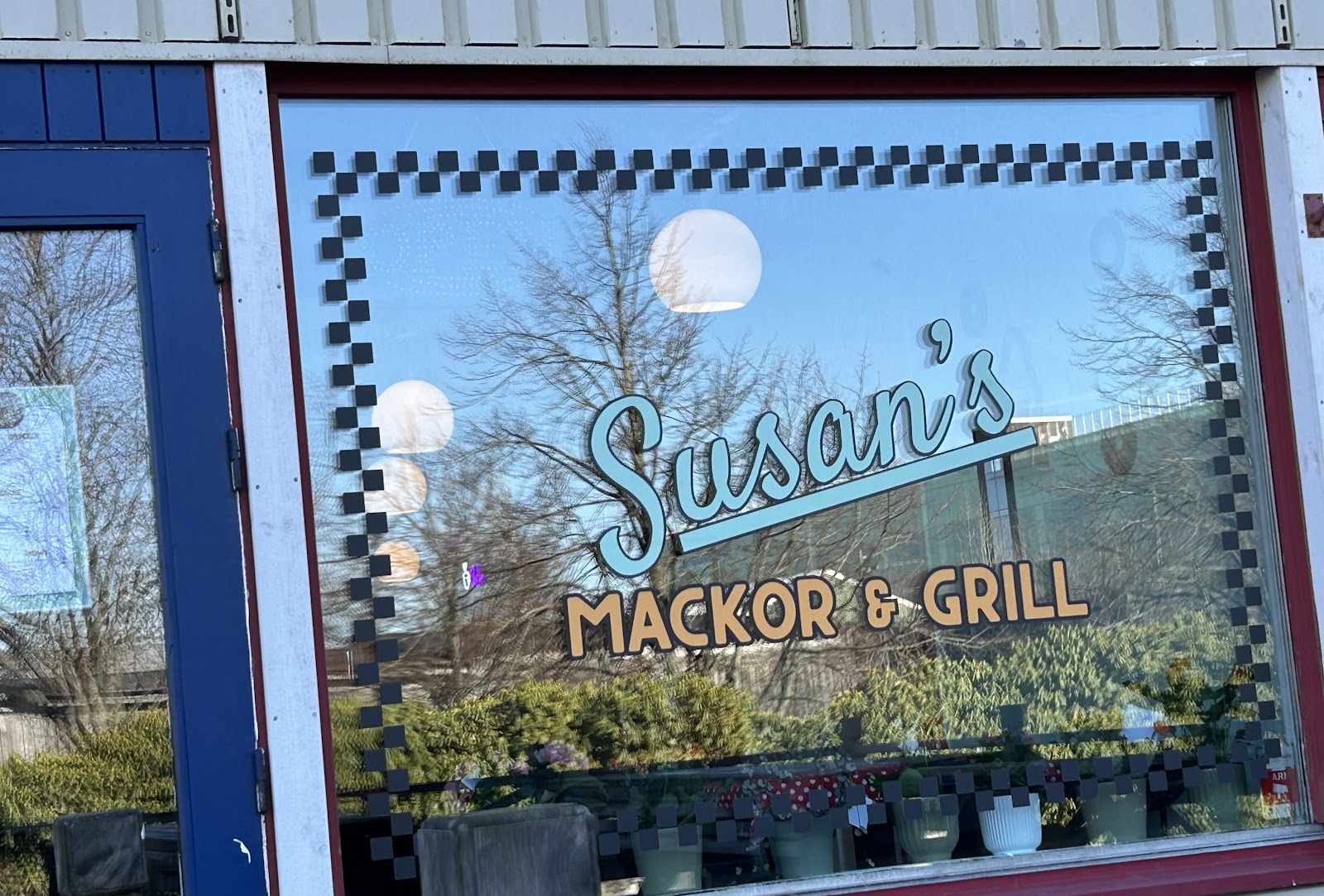 Susan's Mackor & Grill AB