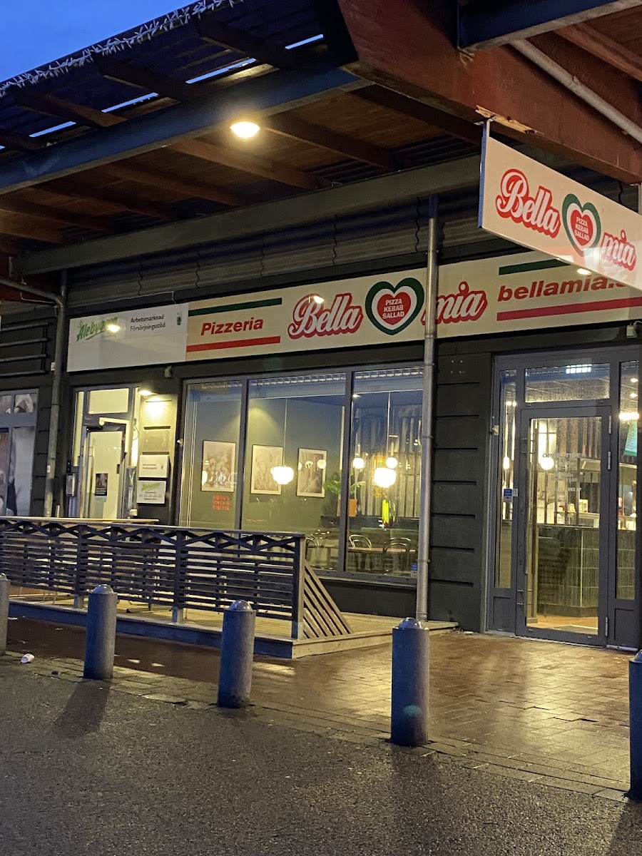 Pizzeria Bella Mia AB