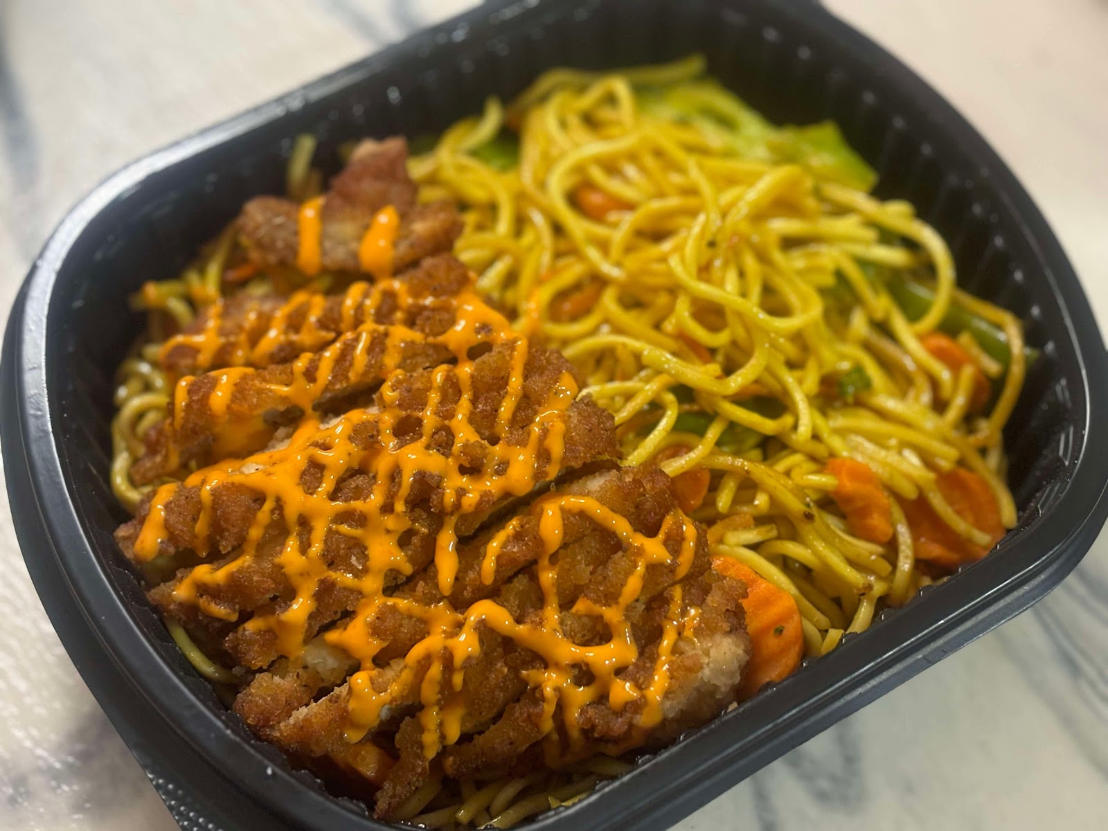 Pin-To Thai Lunch Box