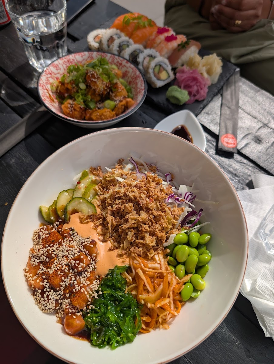 Reko Sushi & Bowls