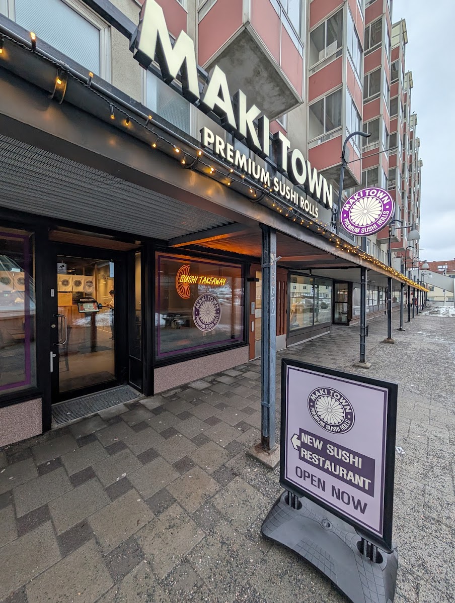 Maki Town Premium Sushi Rolls