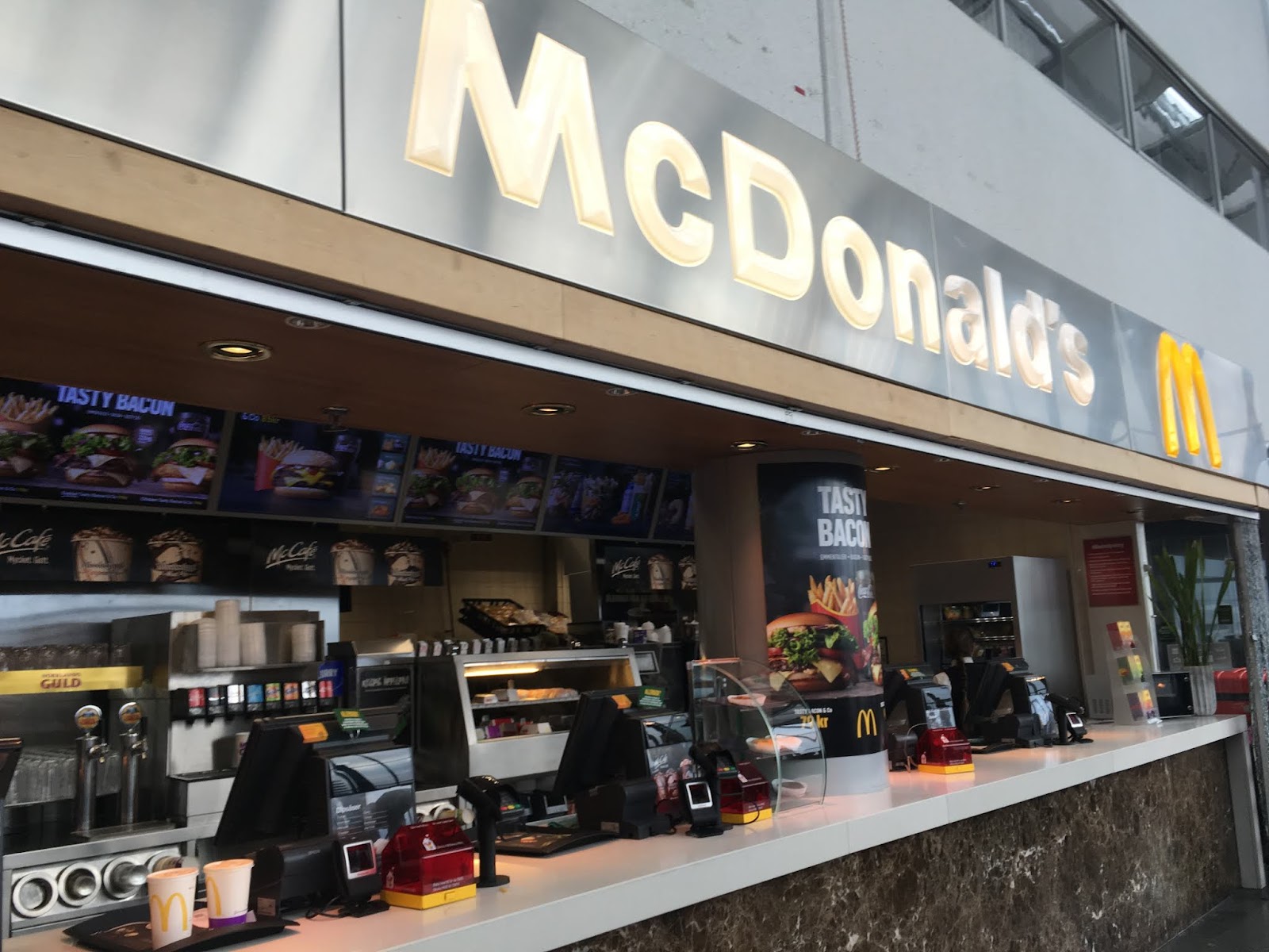 McDonald's Arlanda Sky City