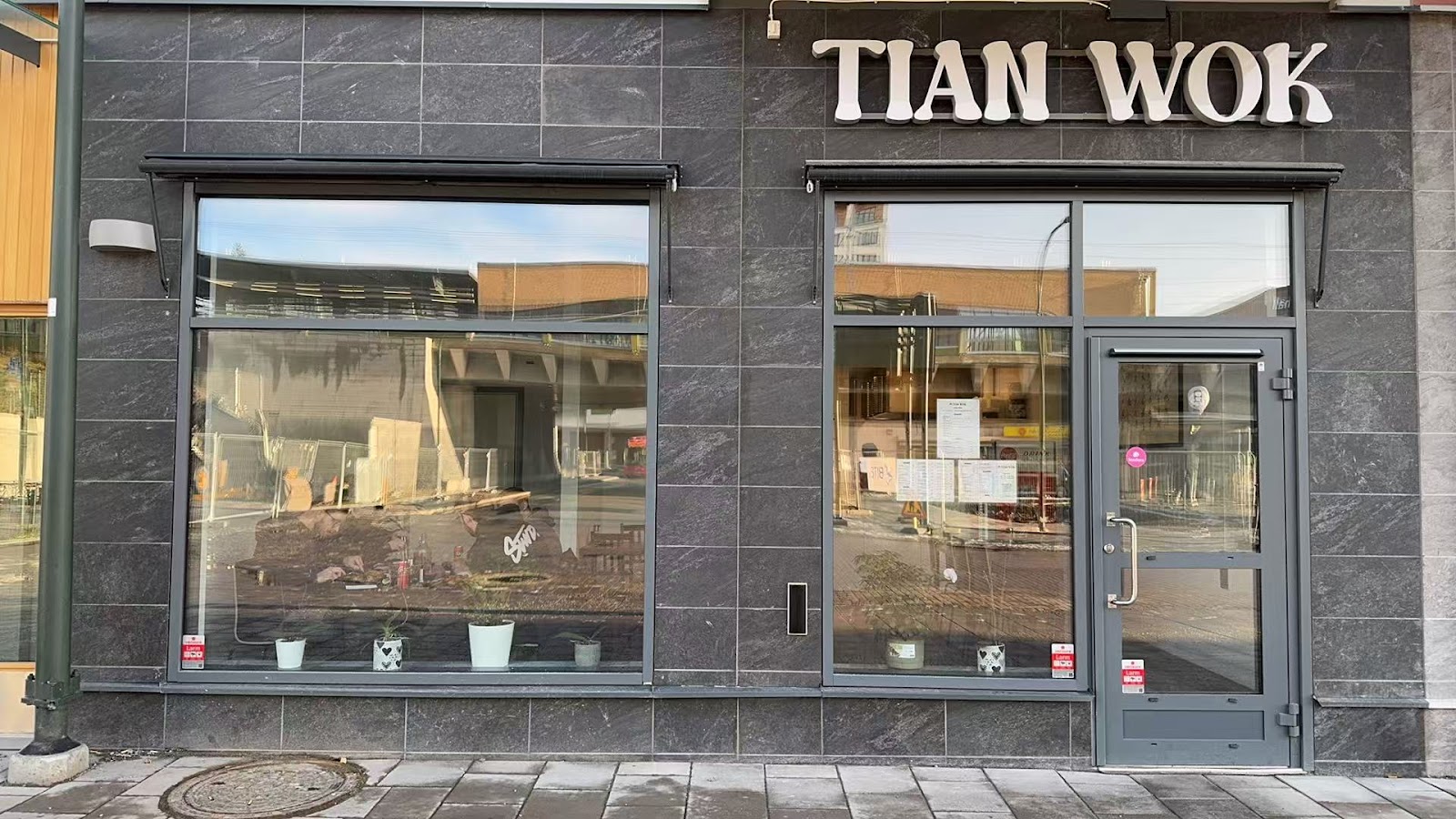TIAN WOK
