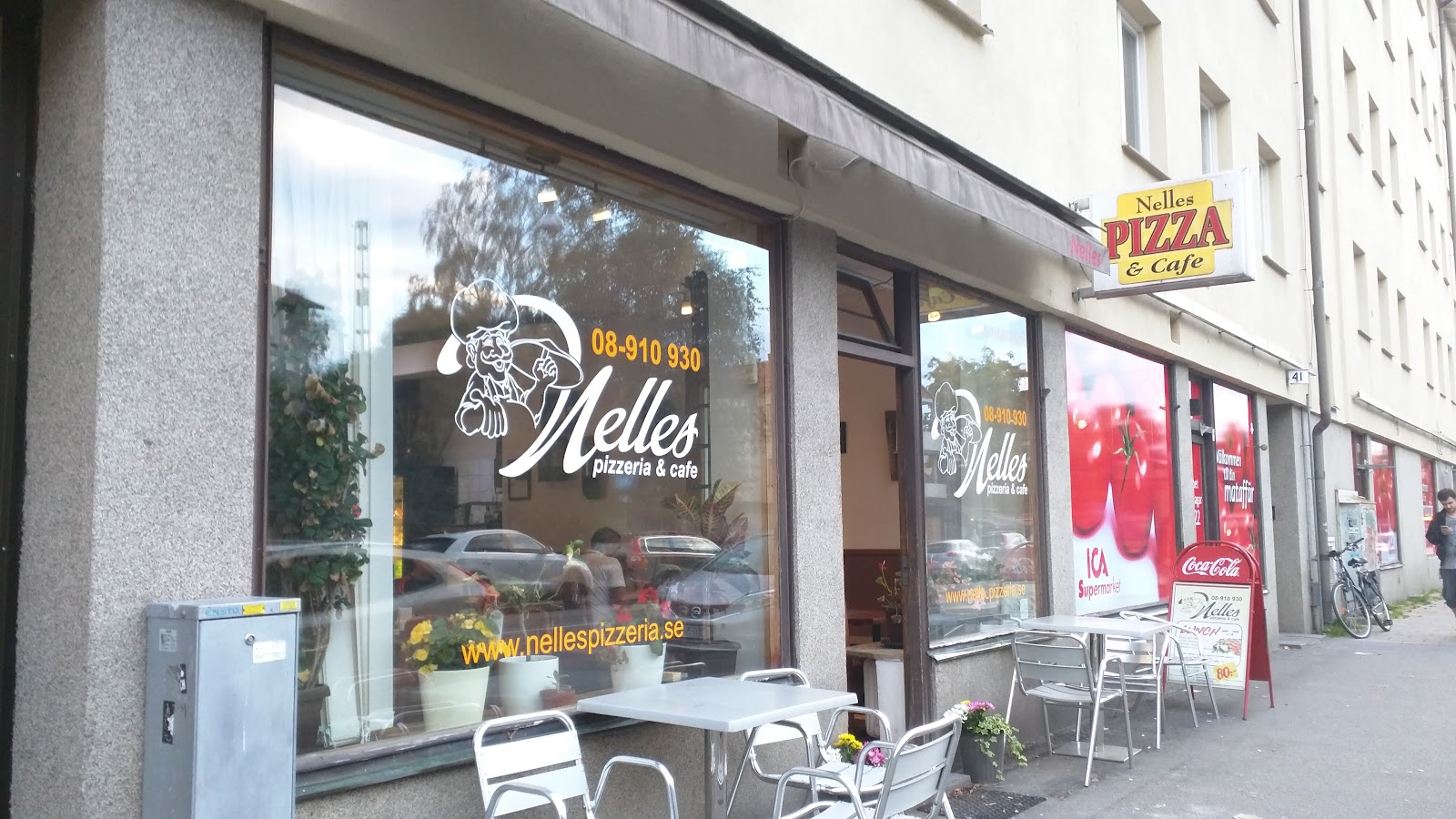 Nelles Pizzeria & Café
