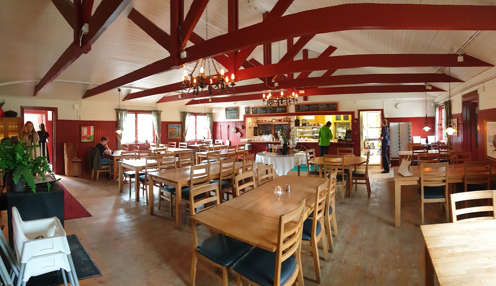 Helenas Café & Catering