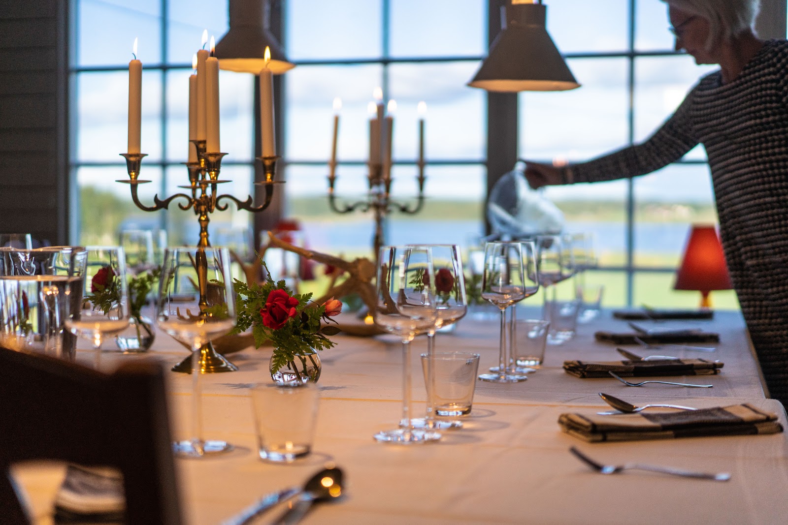 Hulkoffs Restaurang & Hotell, Boka bord!