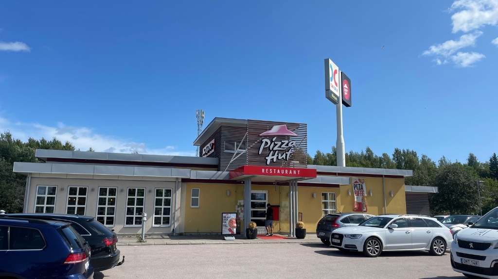 Pizza Hut, Västerås Hälla