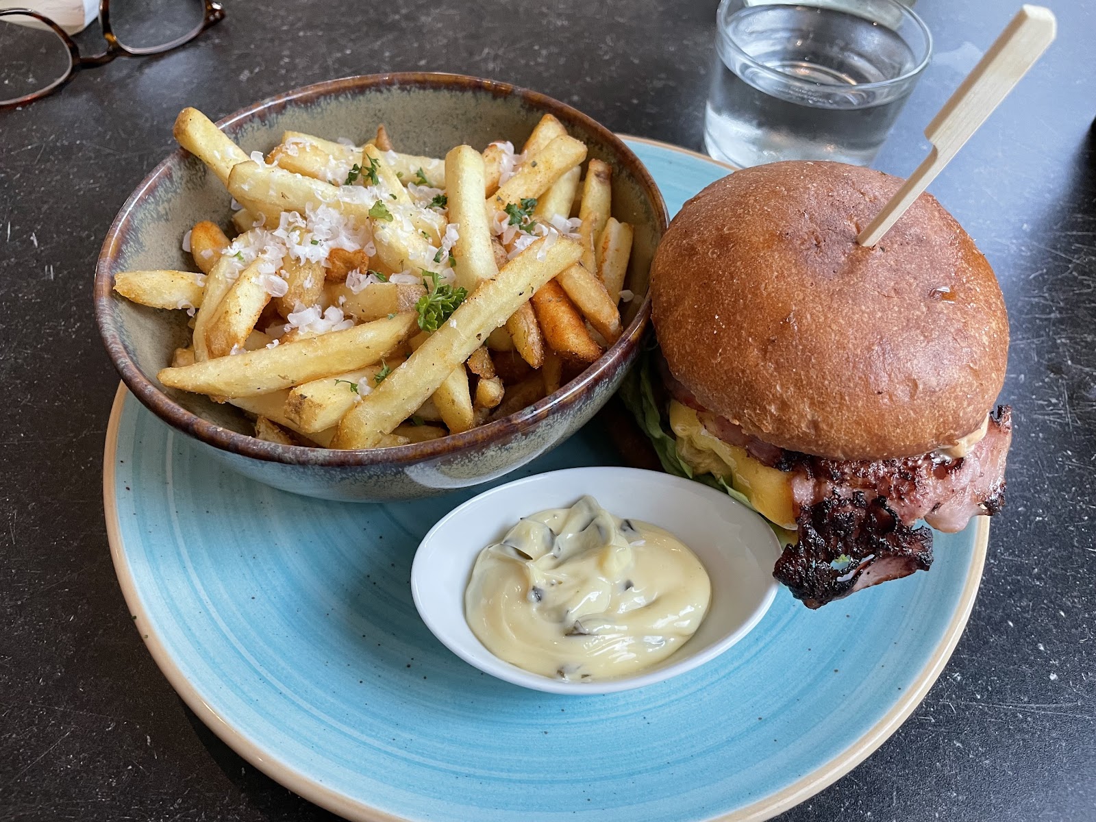 Brasserie X
