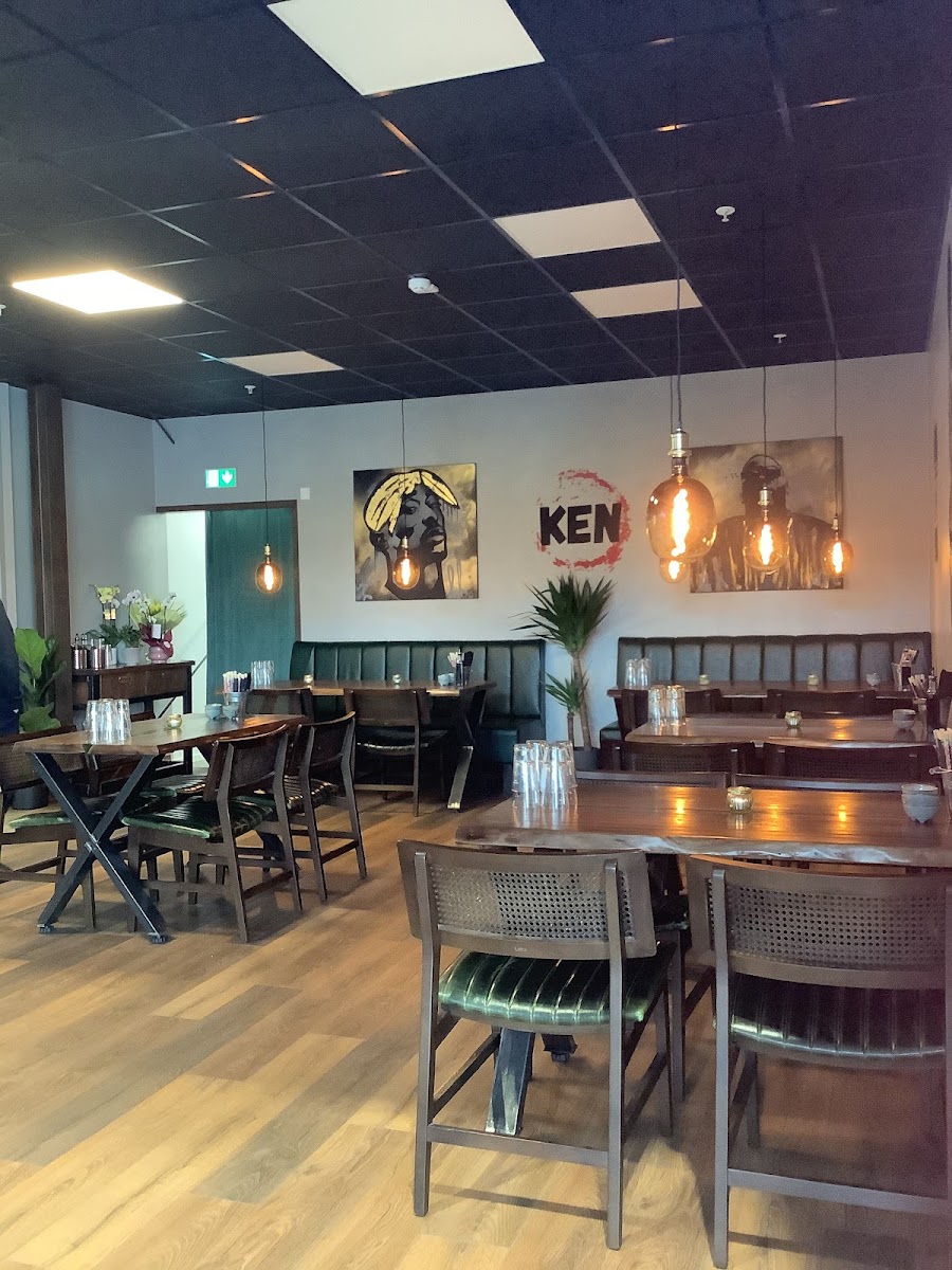 KEN SUSHI & POKÉ BOWL
