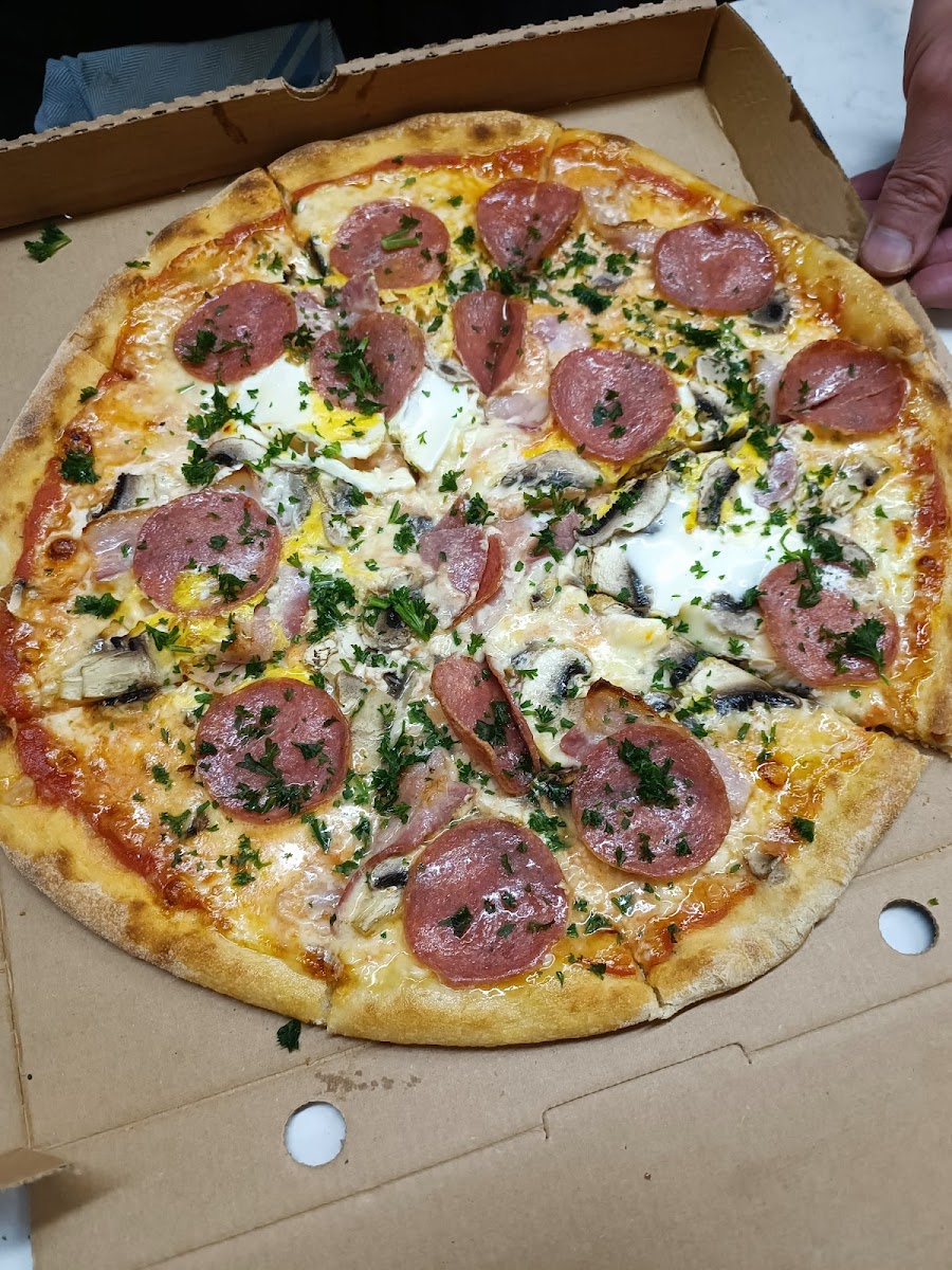 Plogen Restaurang & Pizzeria