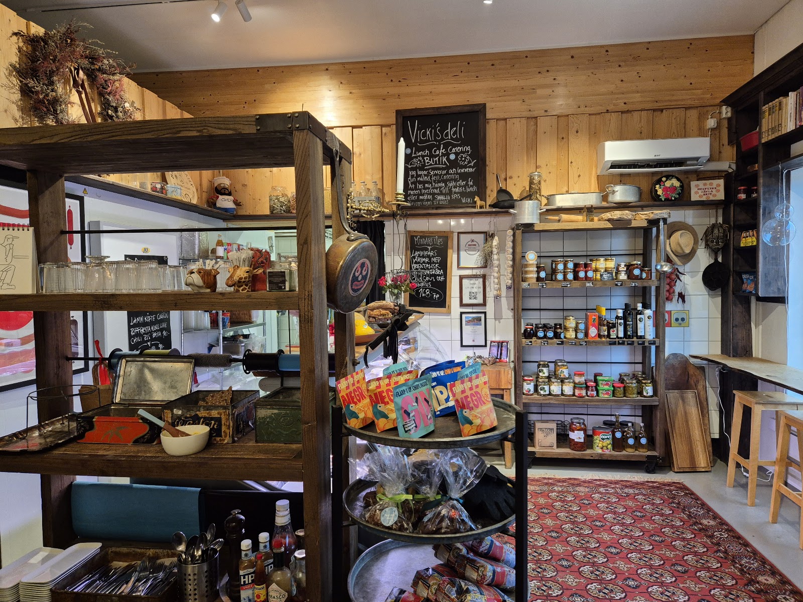 Vicki's deli
