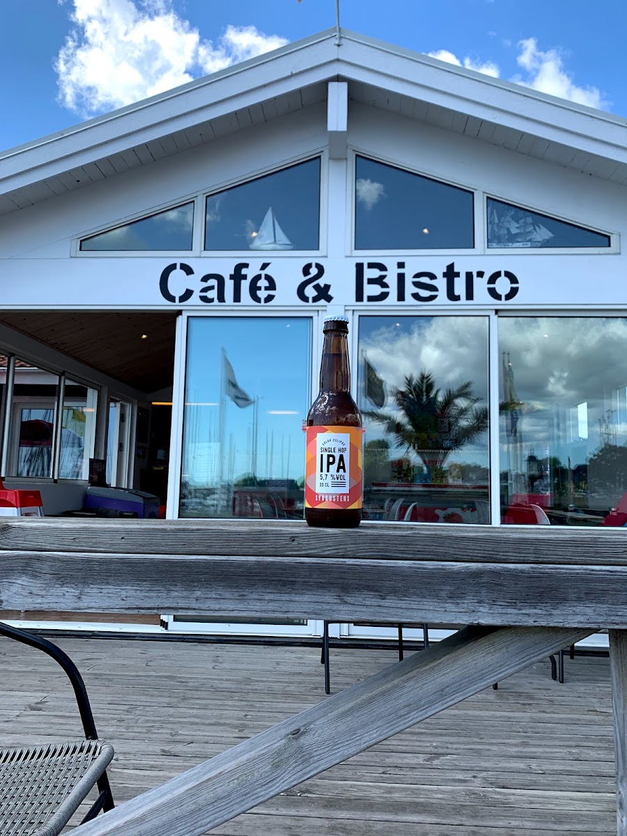 Stetti Café & Bistro